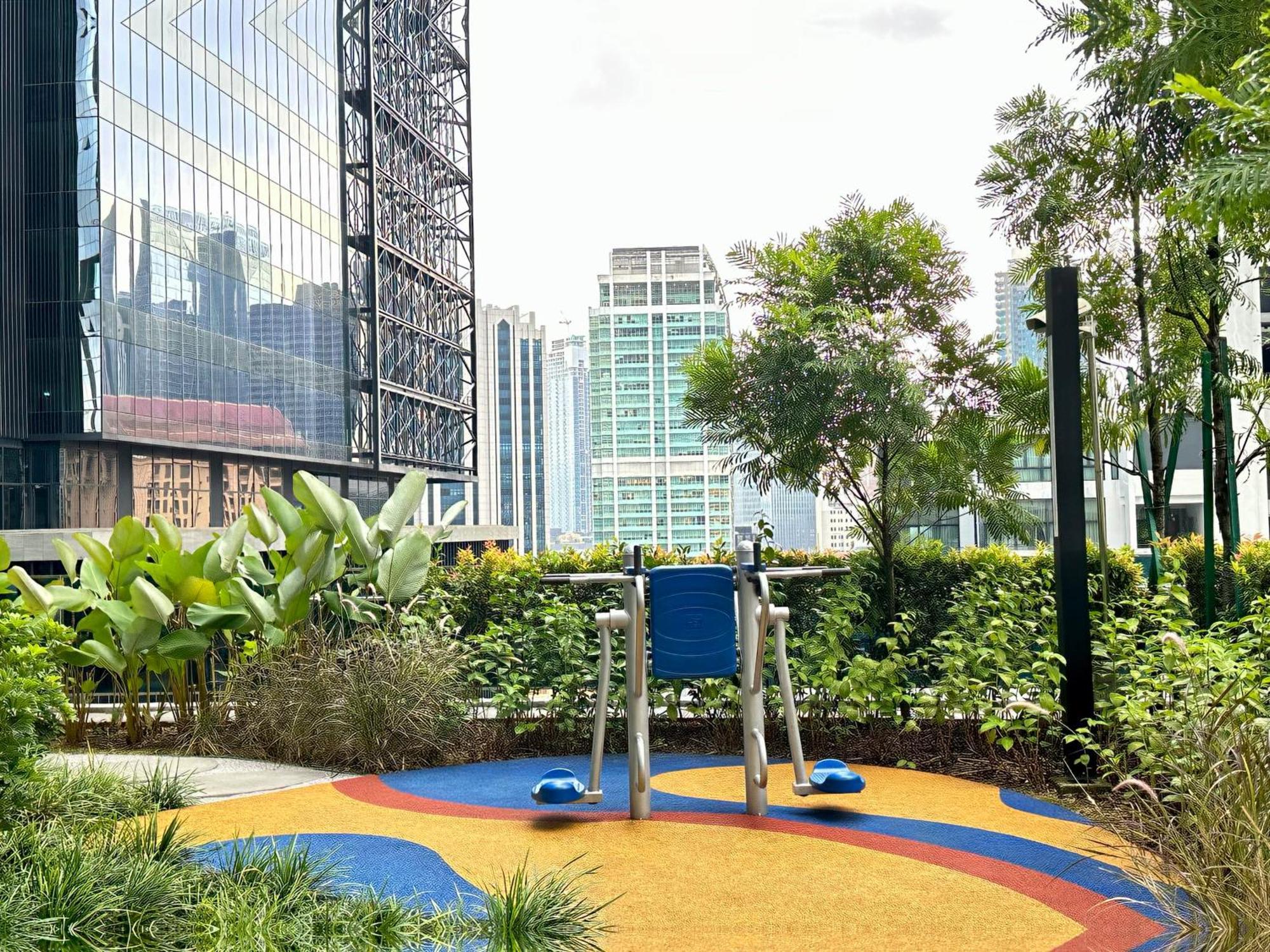 Crystal Suites At Eaton, Klcc Kuala Lumpur Bagian luar foto